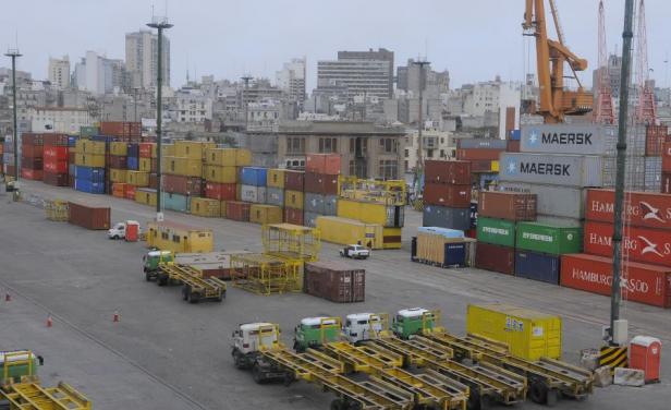 Se redujo 27% el déficit de la balanza comercial Se redujo 27% el déficit de la balanza comercial